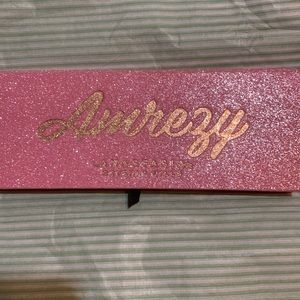 LE Anastasia Beverly Hills Amrezy Eyeshadow Palette